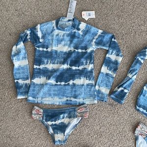 NWT Billabong rash guard and bottom